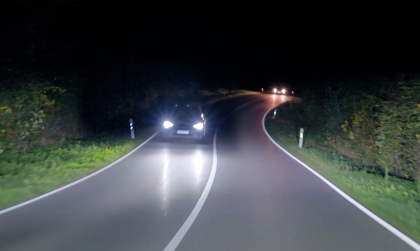 Clip Porsche giới thiệu thế hệ đè pha thông minh Led matrix mới